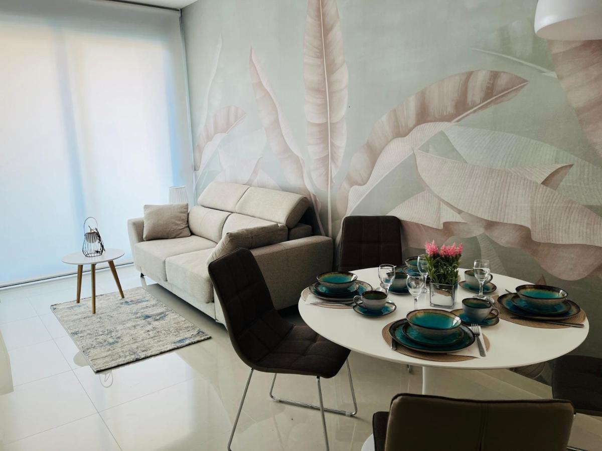 New 2022 Casanovas-Apartment Torrevieja Center Extérieur photo